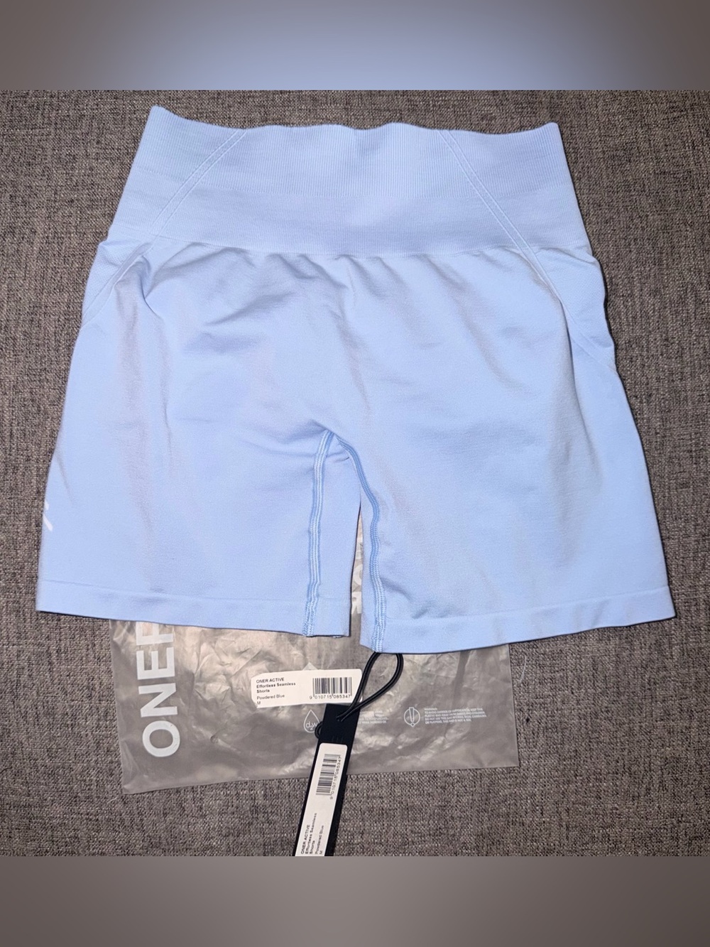 Oner Active Effortlesslift Seamless Shorts - Powdered blue - Size Medium